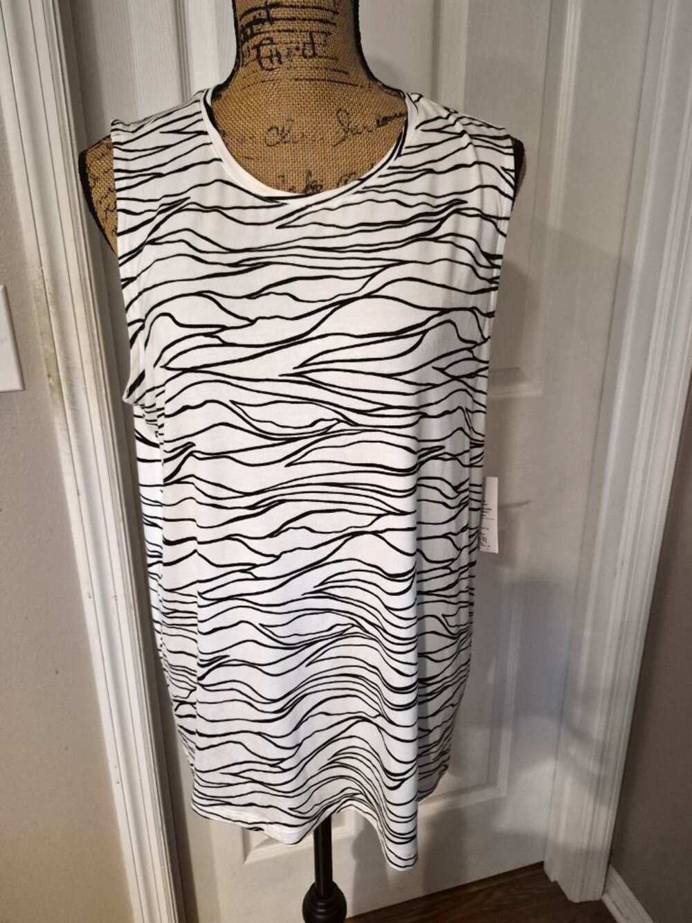 NWT Nine West Soft Spun Tank Size XXL